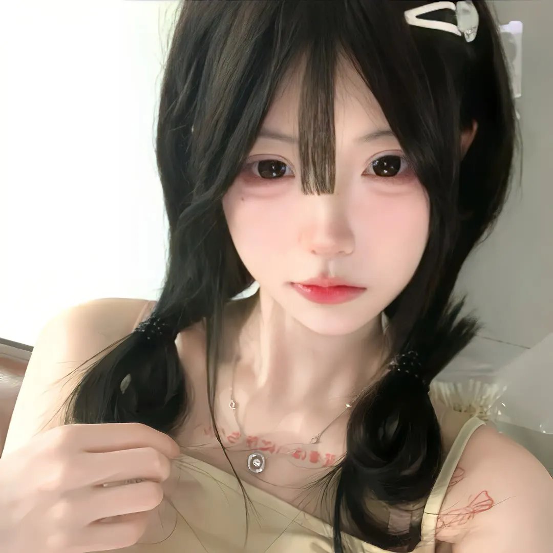 巴黎艳妹
